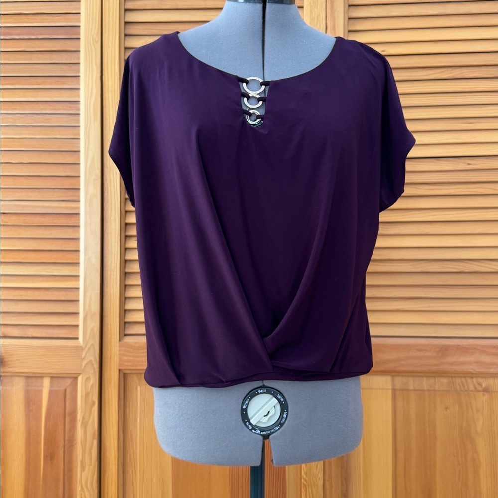 Plum-Colored Women's Top with Metal Ring Detail